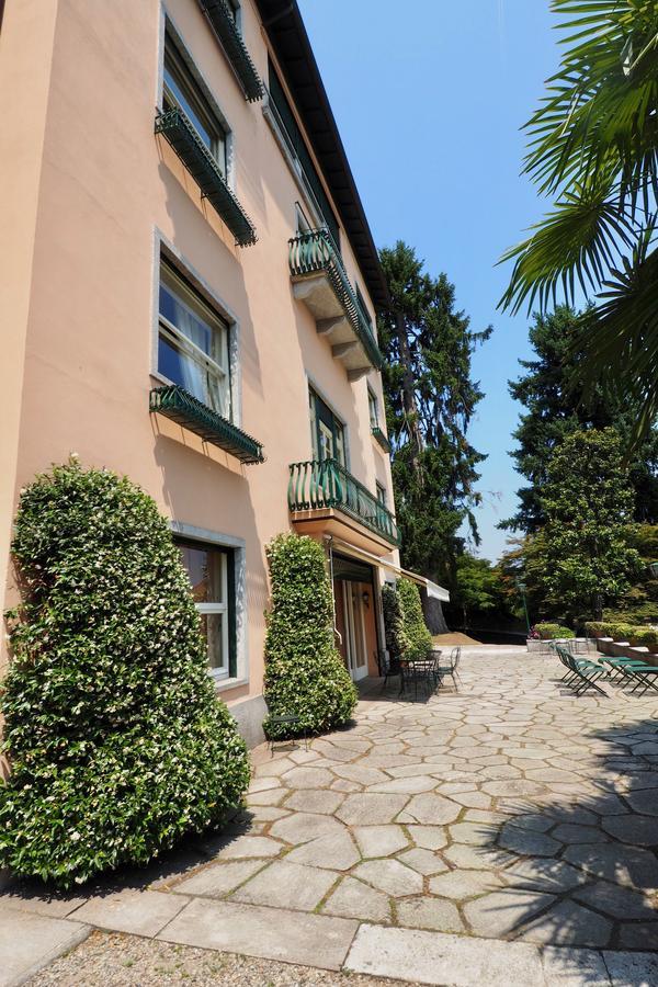 Casa Mondadori Bed & Breakfast Meina Exterior foto